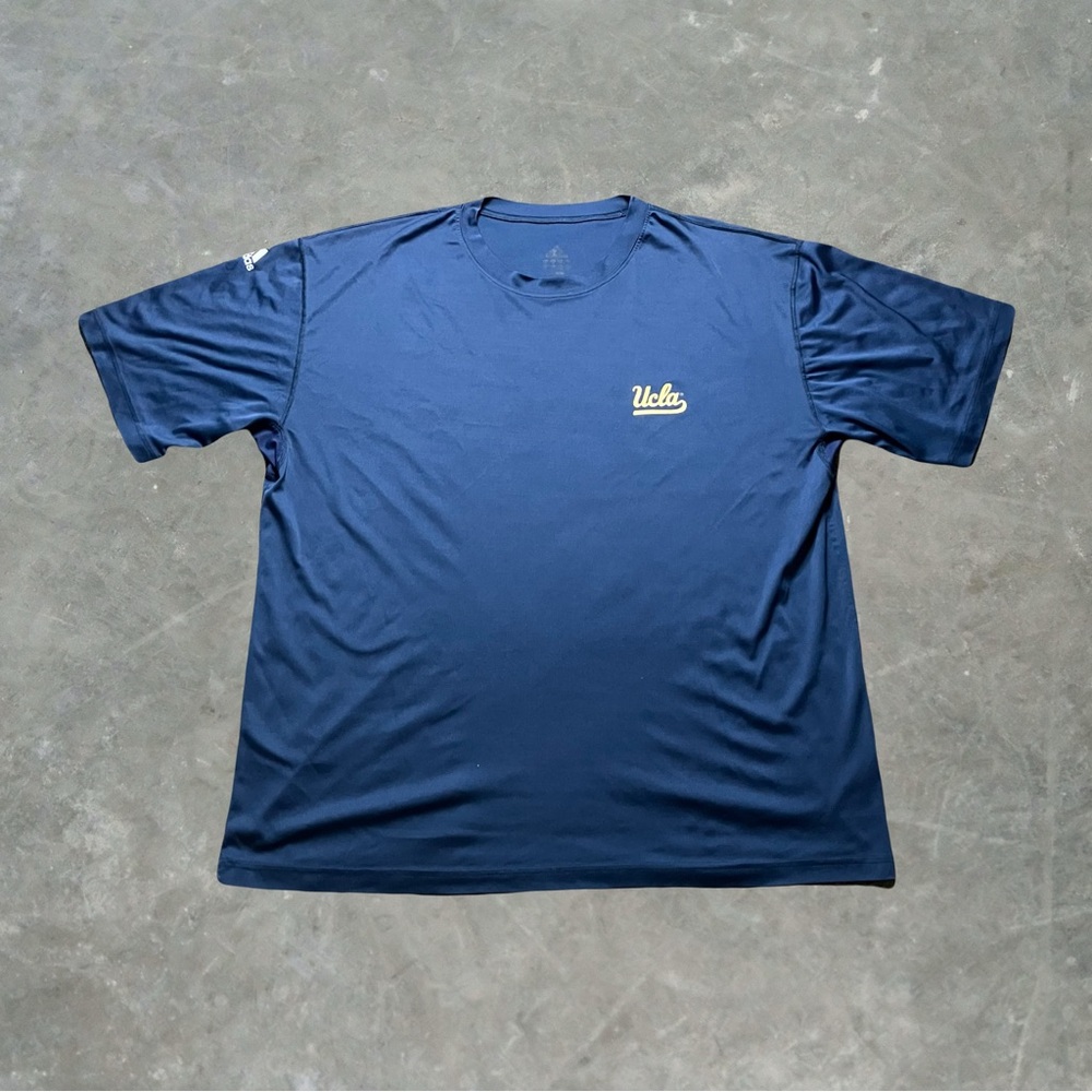 ☀️ adidas UCLA Bruins Athletic Graphic Tee Mens Size 2XL Navy Blue NCAA